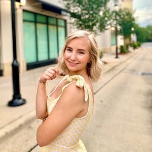 Meet your Posher, Ashley